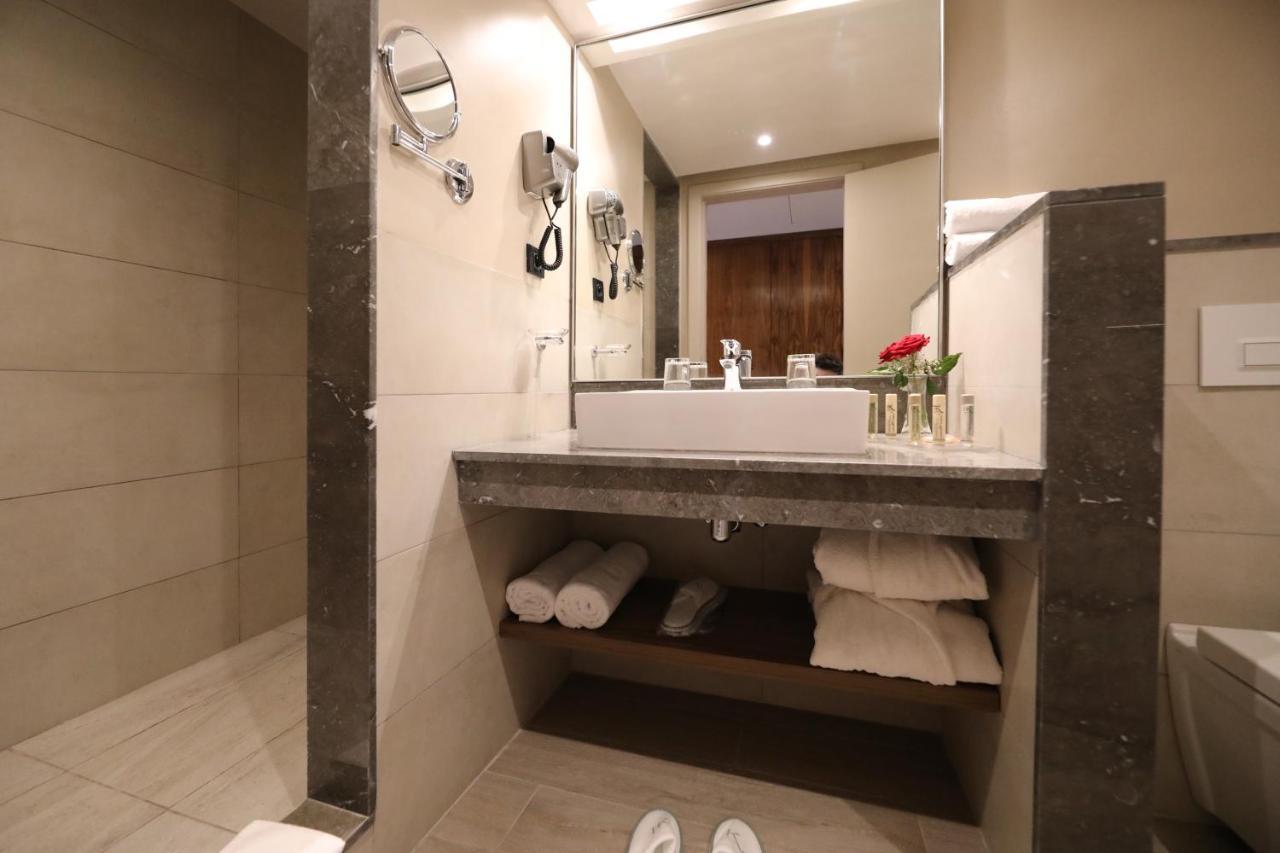 Hotel Kenzi Rose Garden Marrakesh Exterior foto Bathroom